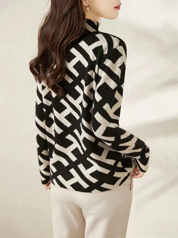 Helena - Elegant Geometric Sweater